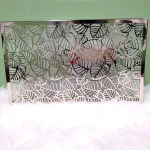 Yankee candle's candle holder decor